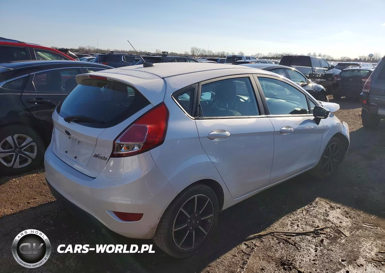 2016 Ford Fiesta Se VIN:3FADP4EJ4GM126882 - 3