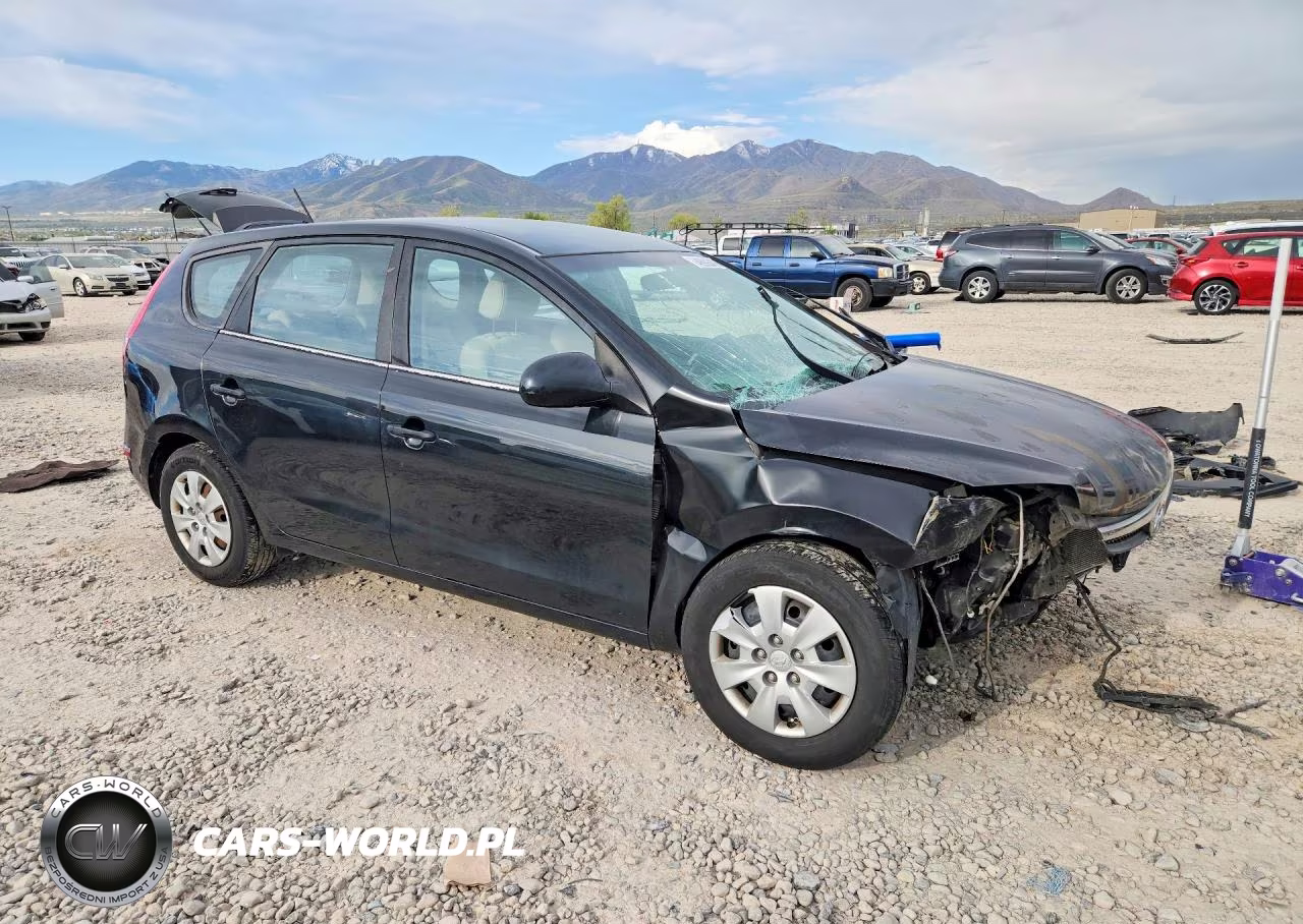 2010 Hyundai Elantra Touring Gls VIN:KMHDB8AEXAU063200 - 4