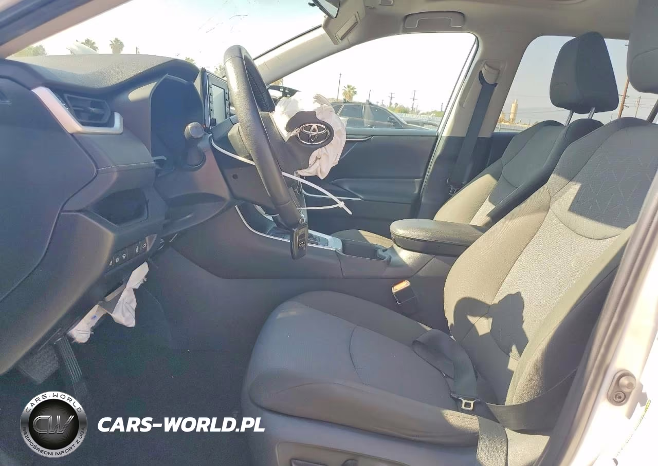 2022 Toyota Rav4 Xle VIN:2T3W1RFV3NC208621 - 7