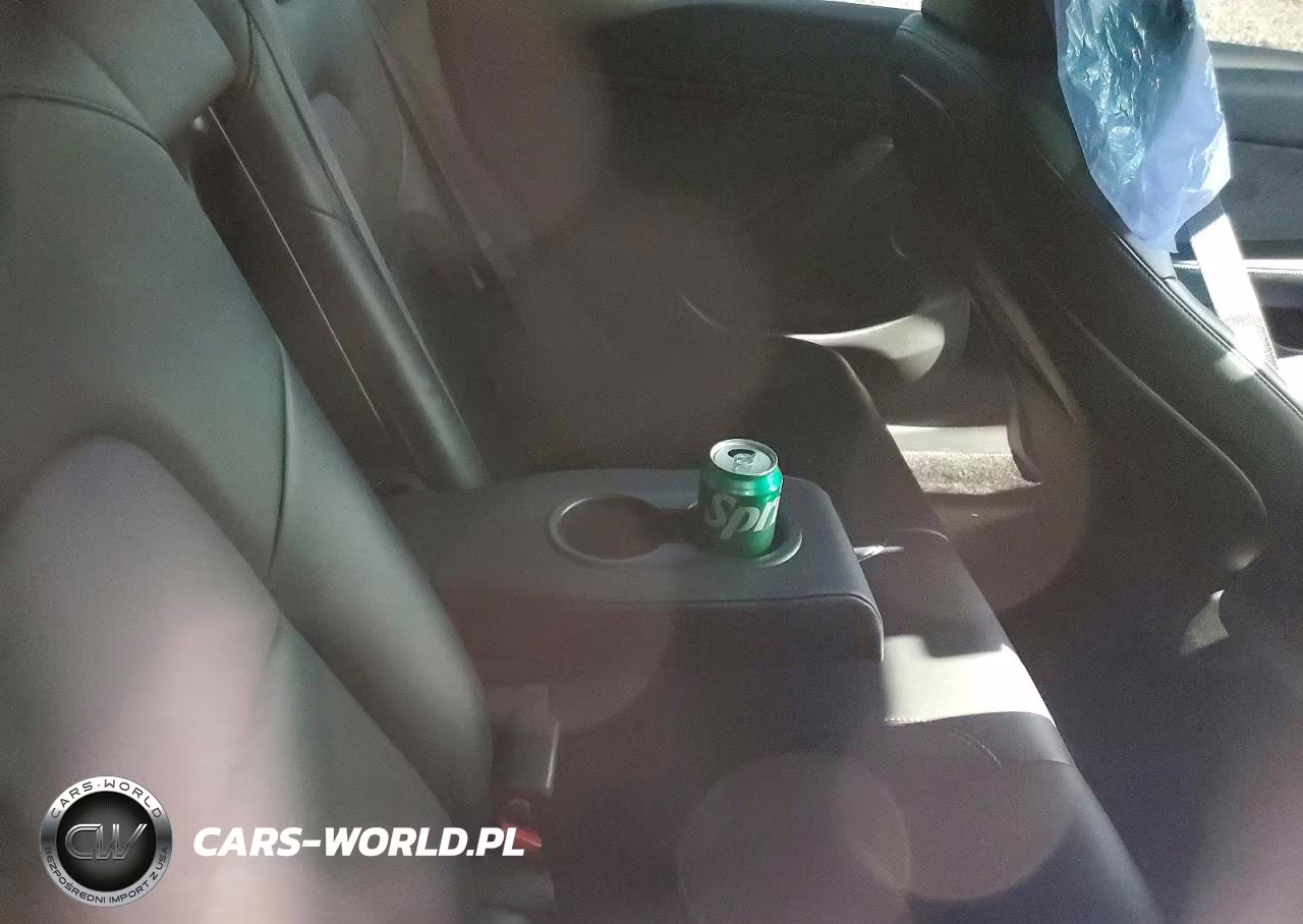2023 Tesla Model 3 VIN:5YJ3E1EA6PF618215 - 10