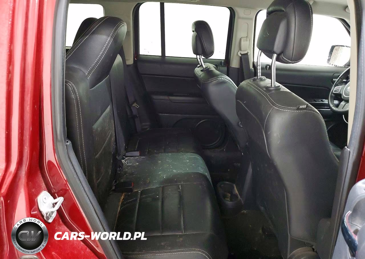 2016 Jeep Patriot Latitude VIN:1C4NJRFB7GD654304 - 11