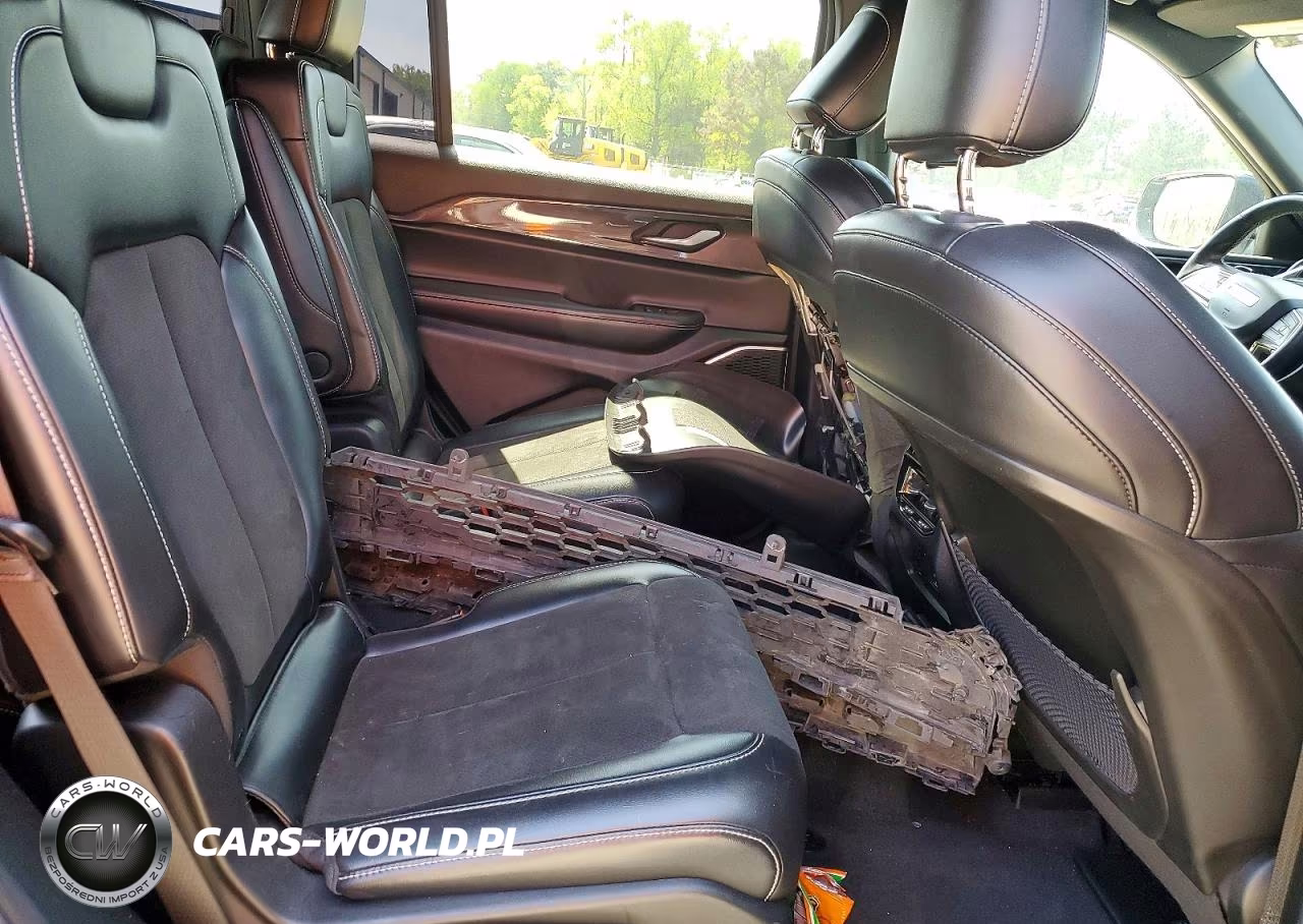 2021 Jeep Grand Cherokee L Laredo VIN:1C4RJKAG4M8162331 - 11