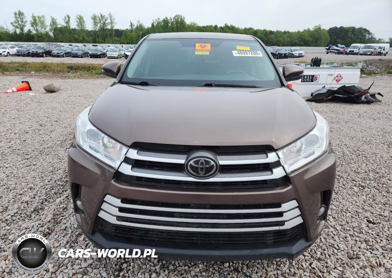 2019 Toyota Highlander Le Plus VIN:5TDZZRFH3KS293438 - 5