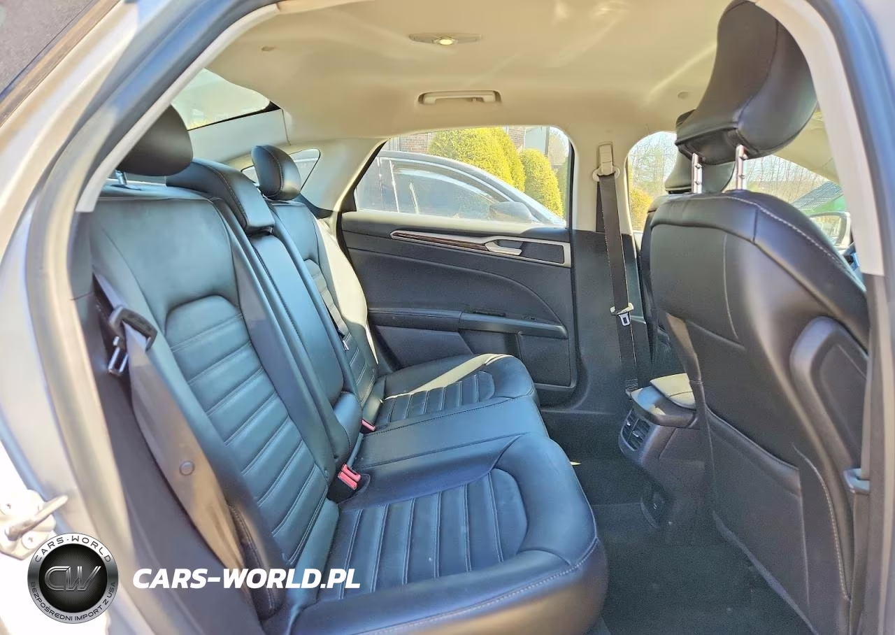 2015 Ford Fusion Se Phev VIN:3FA6P0PU2FR310549 - 11