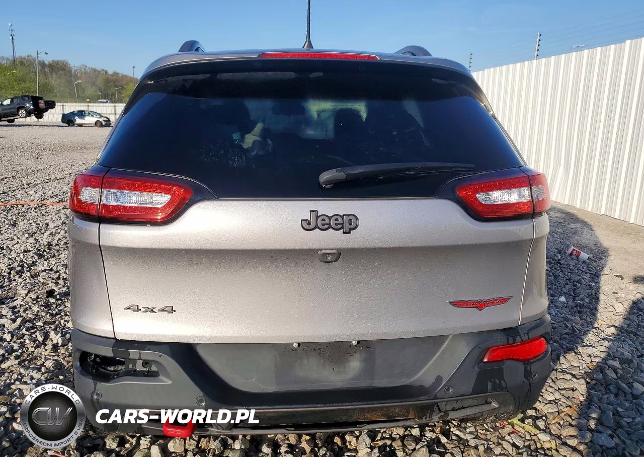 2018 Jeep Cherokee Trailhawk VIN:1C4PJMBX3JD619991 - 6