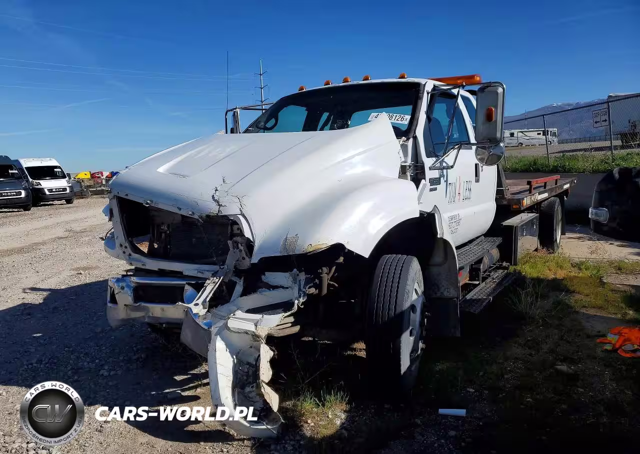 2007 Ford F650 Super Duty Rollback Truck