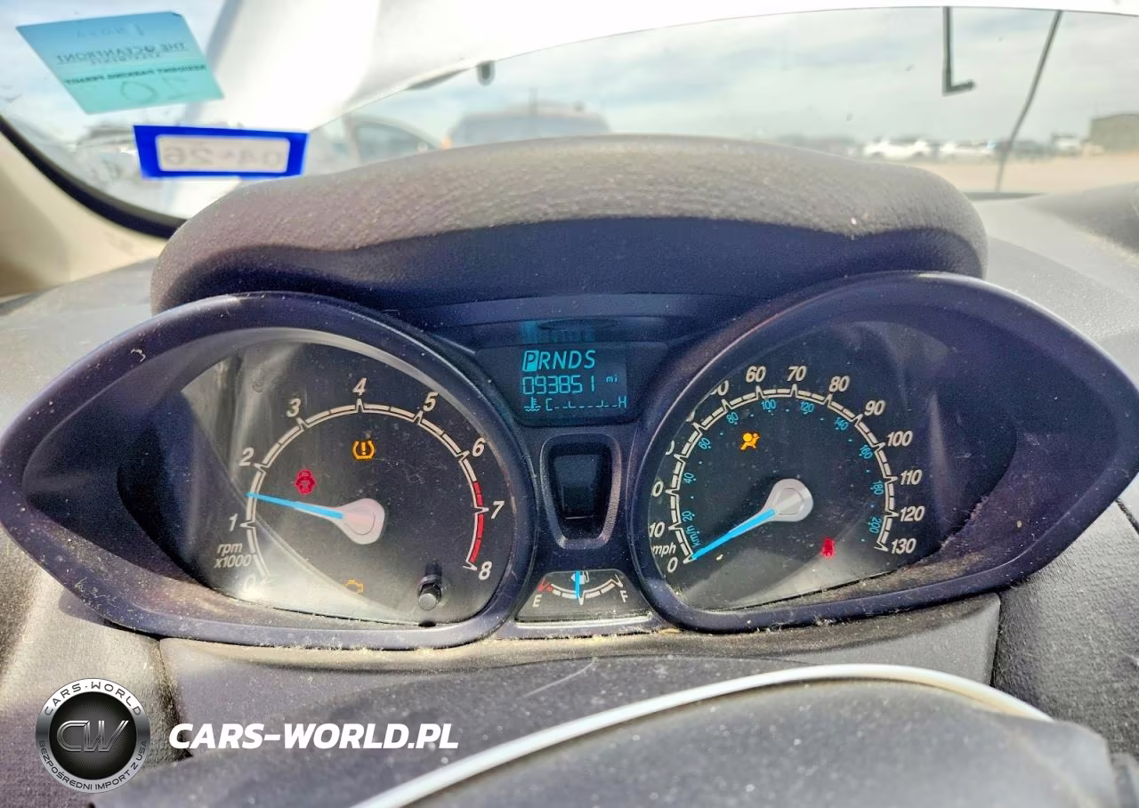 2015 Ford Fiesta S VIN:3FADP4AJ6FM123339 - 9