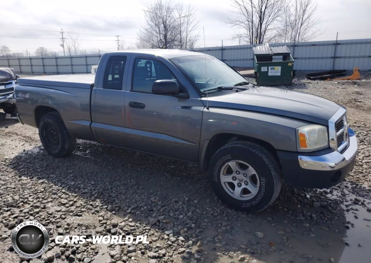 2005 Dodge Dakota Slt VIN:1D7HW42N45S177511 - 4