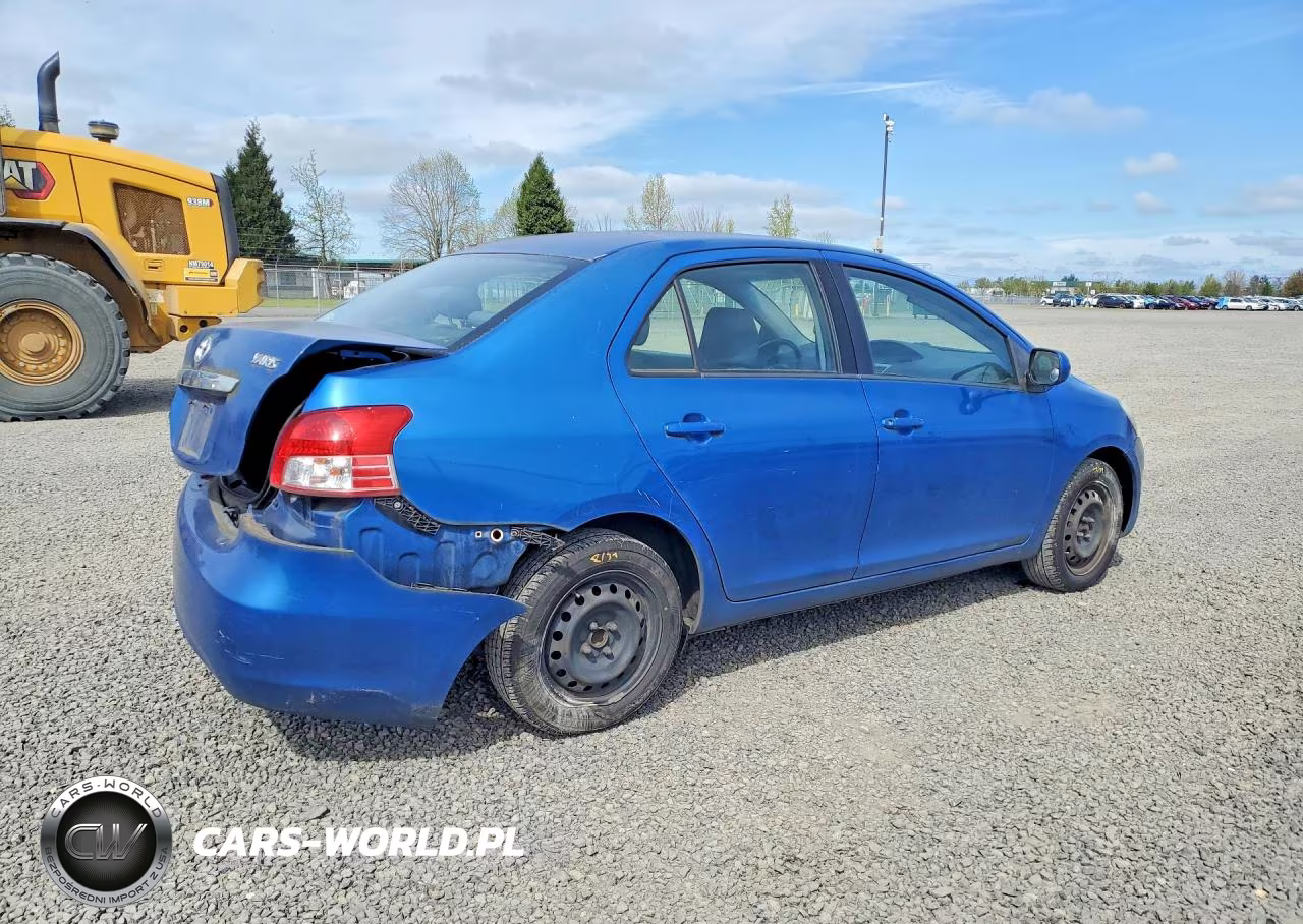 2010 Toyota Yaris Base VIN:JTDBT4K36A4064150 - 3