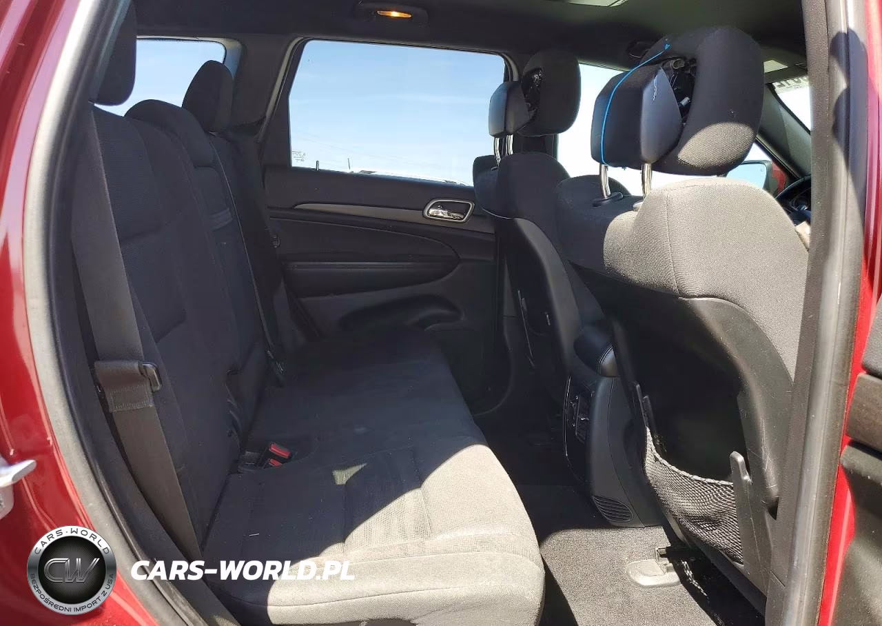 2014 Jeep Grand Cherokee Laredo VIN:1C4RJFAG3EC565979 - 10