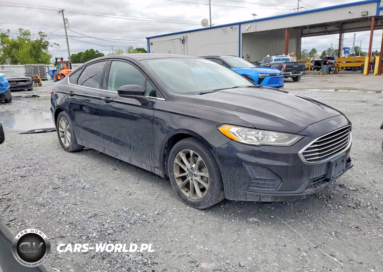 2019 Ford Fusion Se VIN:3FA6P0HD0KR227873 - 4