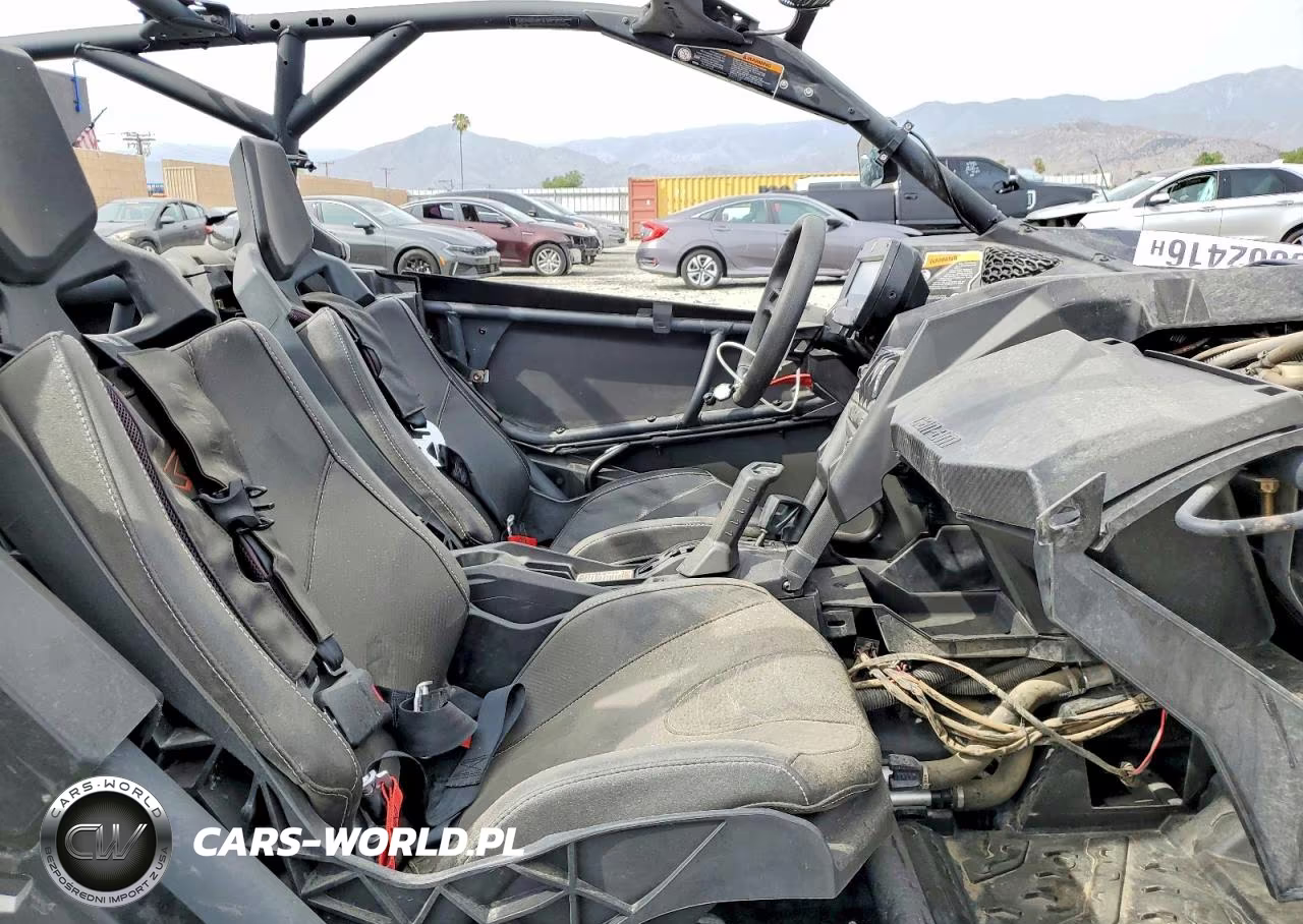 2024 Can-Am Maverick X3 Utility Vehicle VIN:3JBVNAV25RE000638 - 5