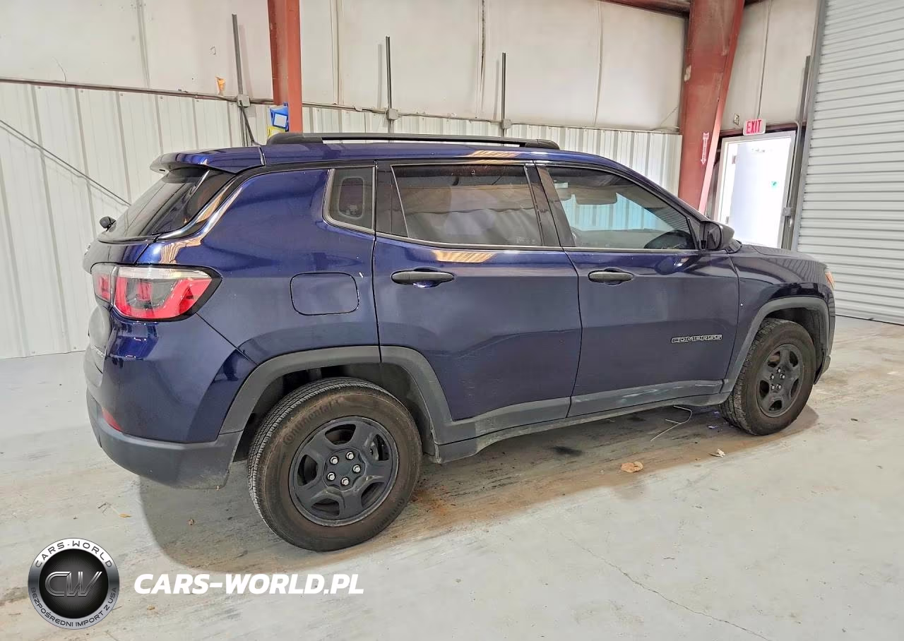 2018 Jeep Compass Sport VIN:3C4NJCAB1JT411514 - 3