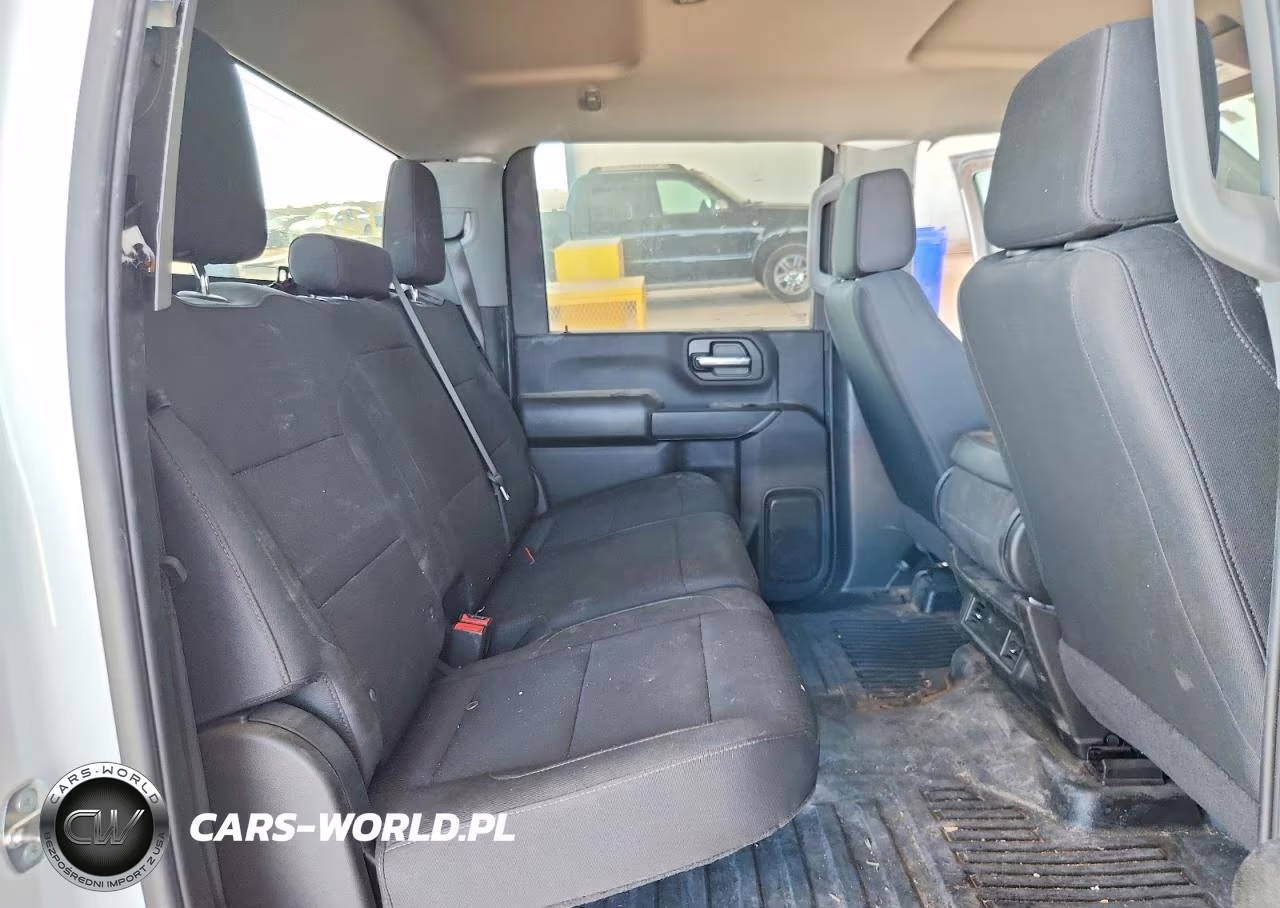 2024 Chevrolet Silverado C2500 Heavy Duty VIN:1GC4WLE79RF374236 - 10