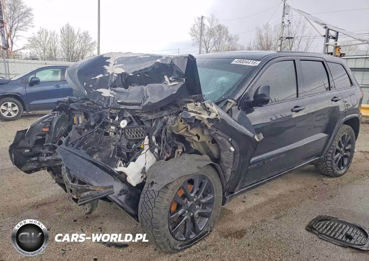 2020 Jeep Grand Cherokee Laredo