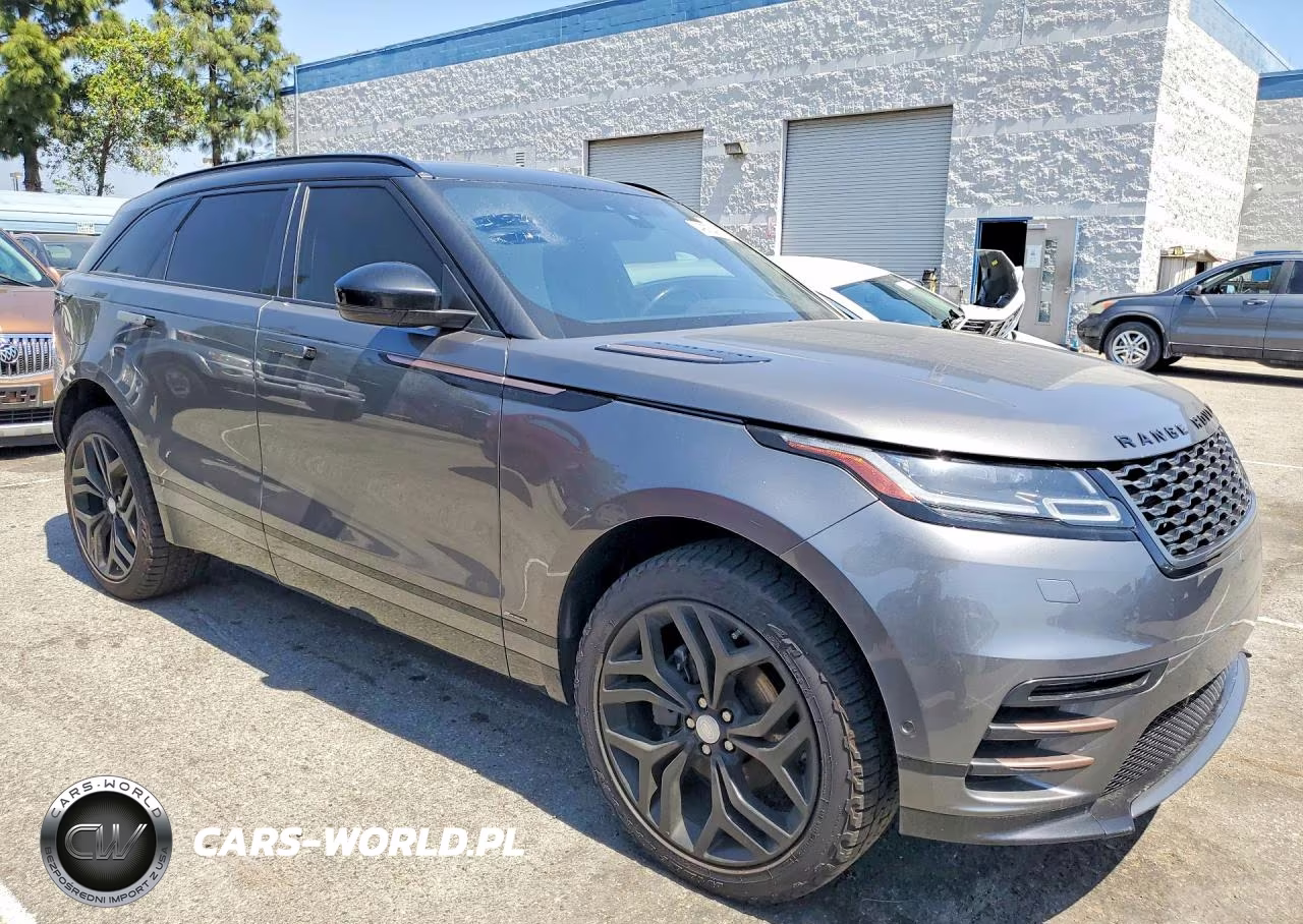 2018 Land Rover Range Rover Velar R-Dynamic Se VIN:SALYL2RN6JA736031 - 4