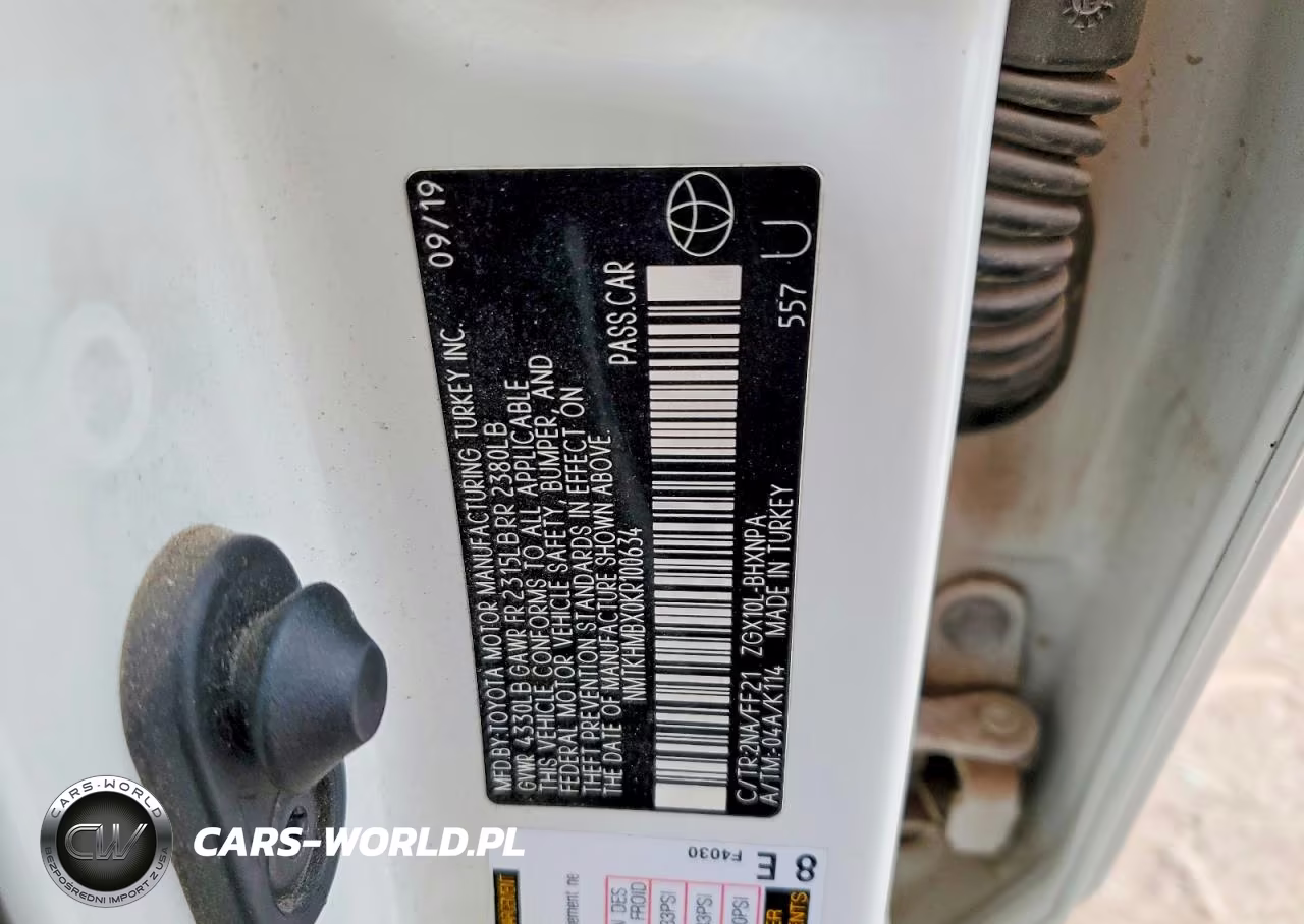 2019 Toyota C-Hr Xle VIN:NMTKHMBX0KR100634 - 12
