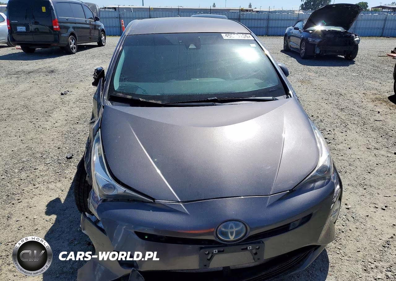 2016 Toyota Prius Iii VIN:JTDKARFU2G3514042 - 5