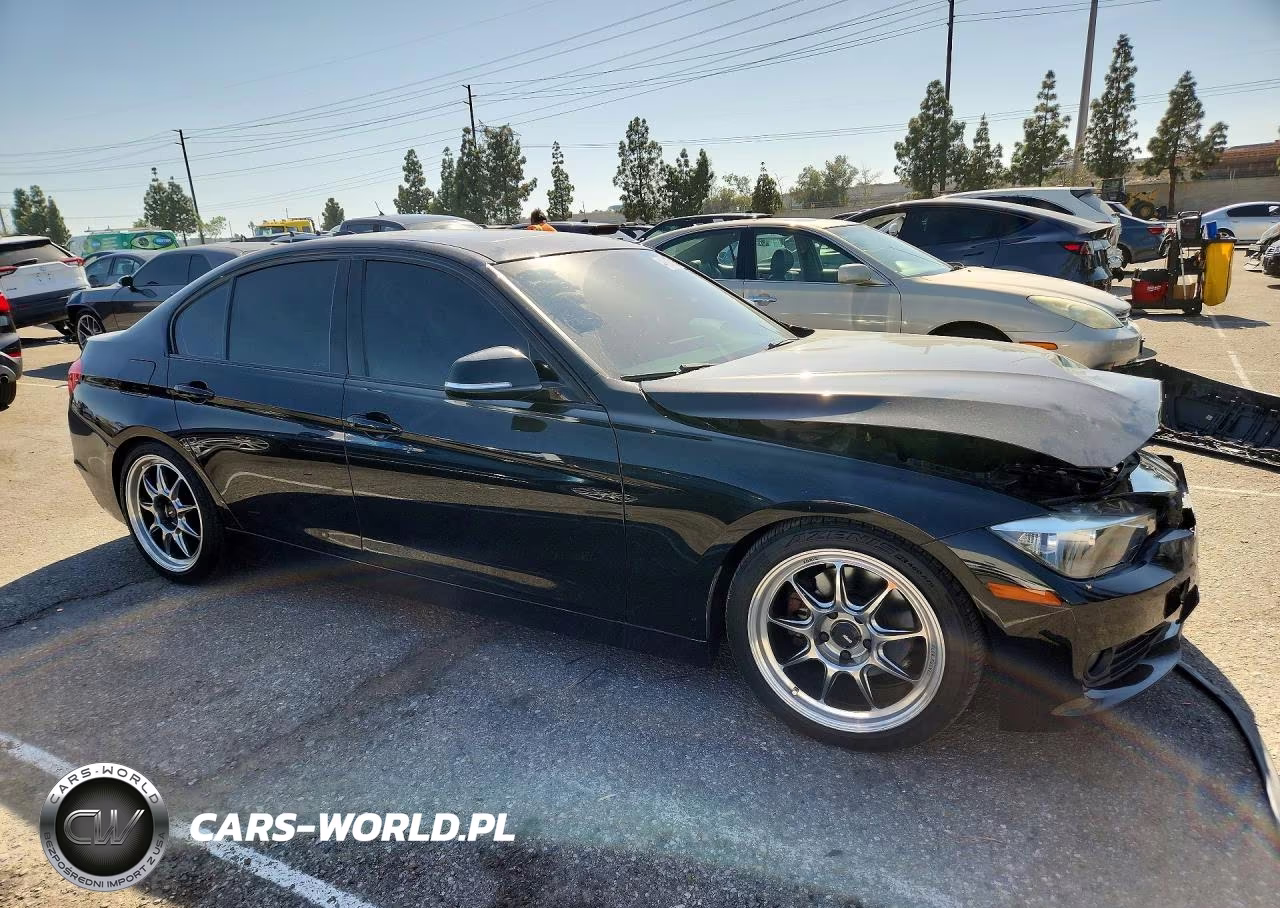2015 BMW 320 I VIN:WBA3B1G55FNT06411 - 4