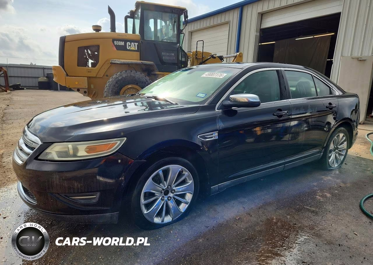2010 Ford Taurus