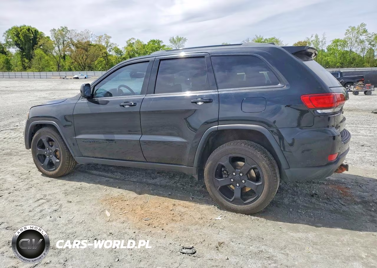2018 Jeep Grand Cherokee Laredo VIN:1C4RJFAG1JC448654 - 2