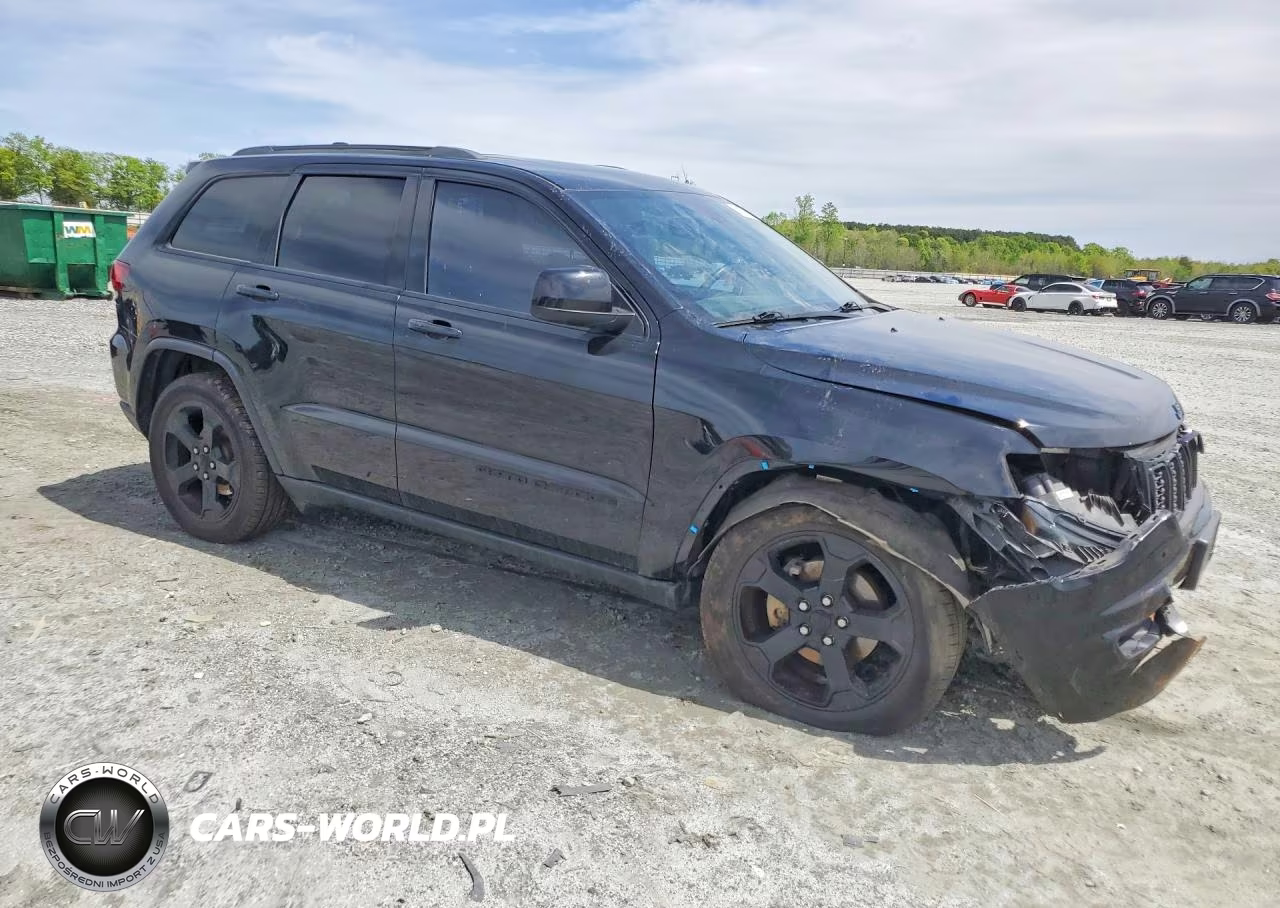 2018 Jeep Grand Cherokee Laredo VIN:1C4RJFAG1JC448654 - 4