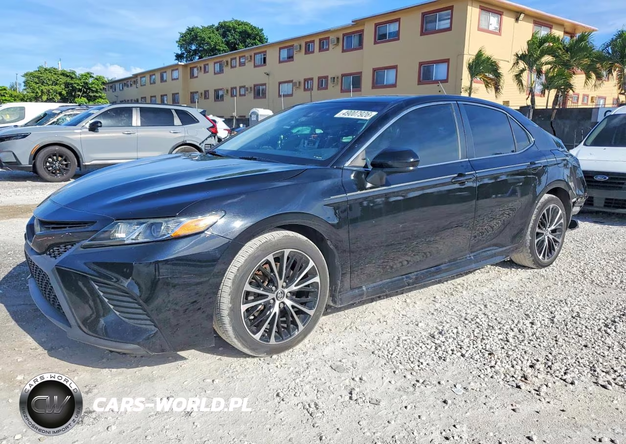 2020 Toyota Camry Se