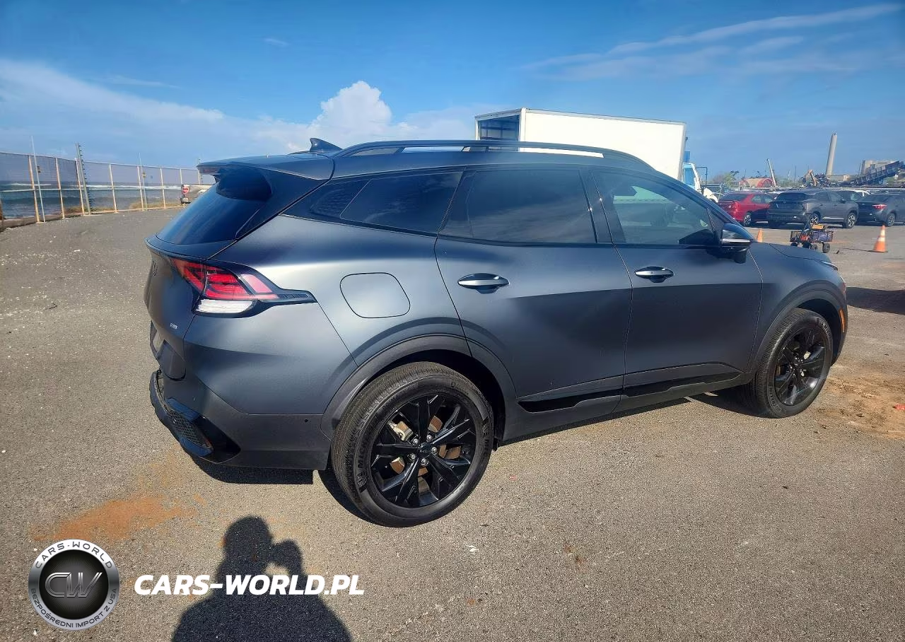 2025 Kia Sportage Plug-In Hybrid X-Line Prestige VIN:KNDPZDDH8S7237180 - 3