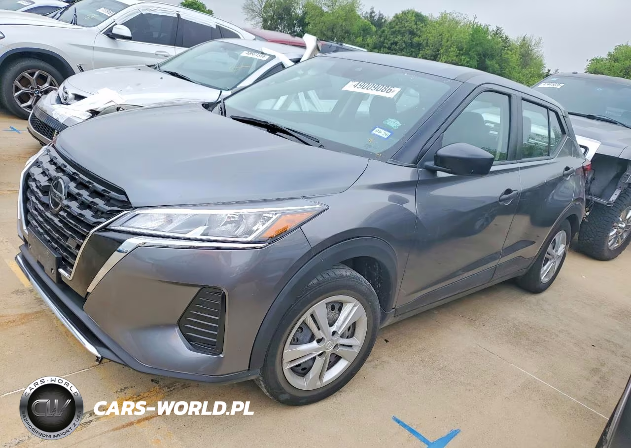 2021 Nissan Kicks S