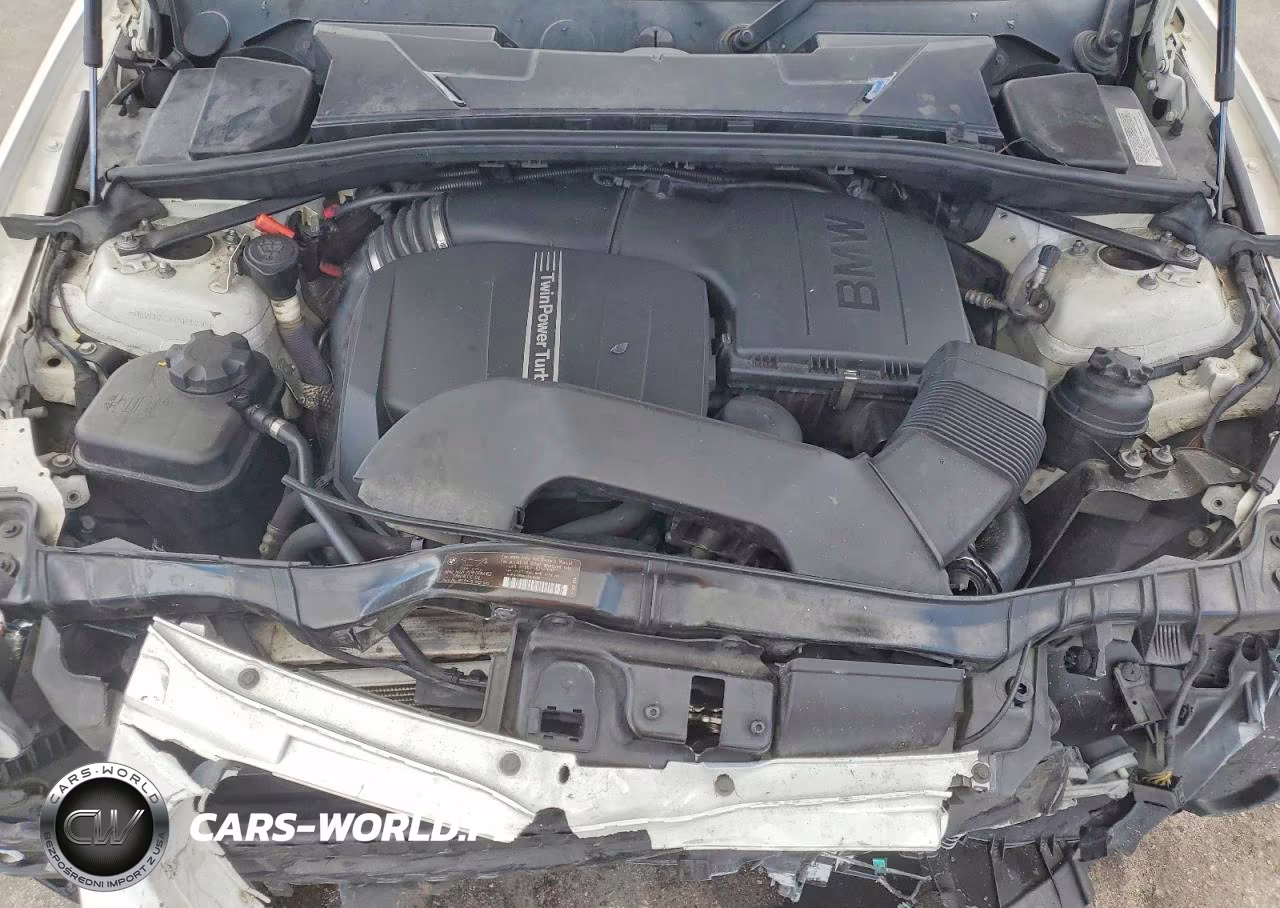 2011 BMW 135 I VIN:WBAUN7C56BVM25230 - 11