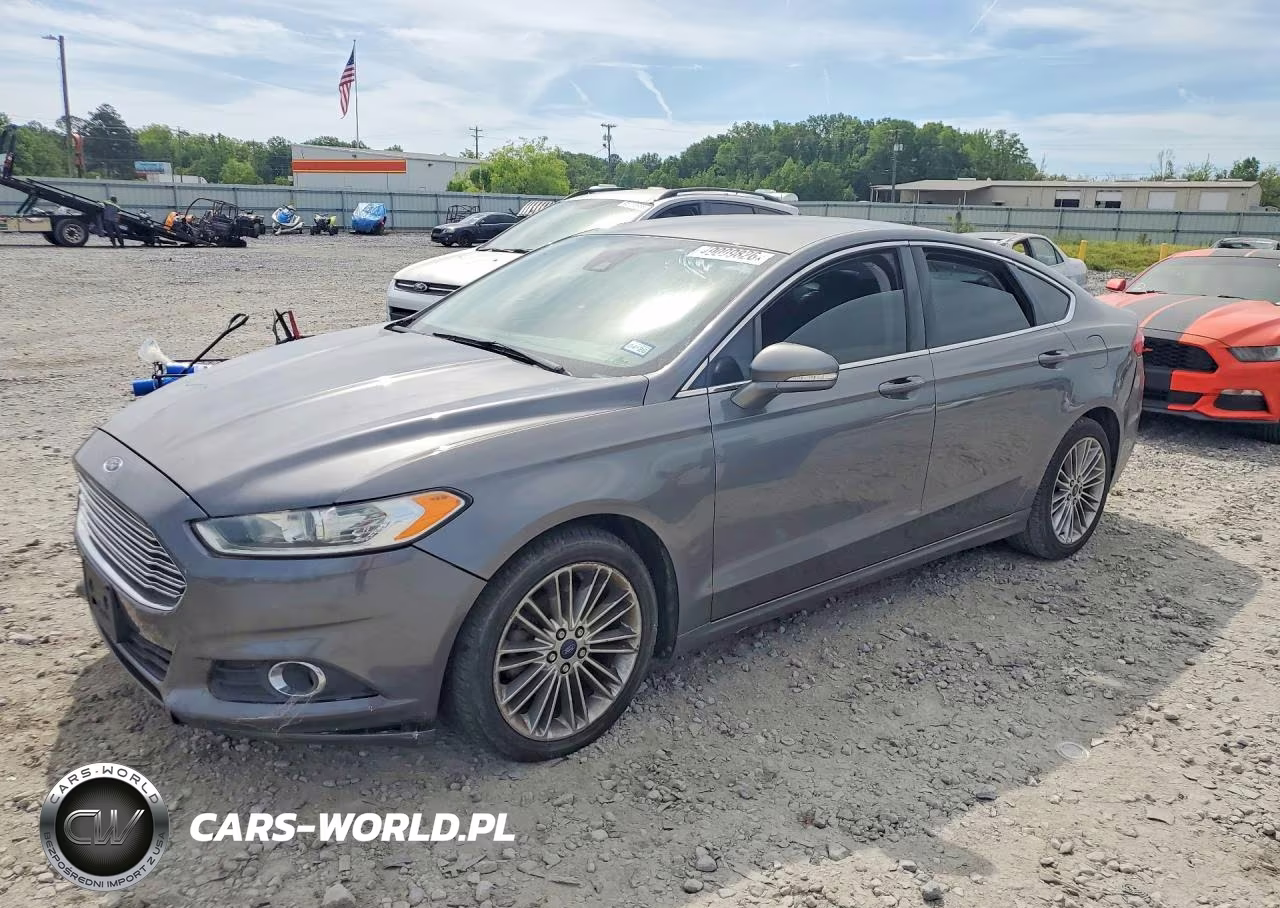 FORD FUSION SE