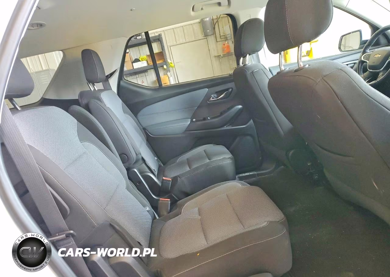 2018 Chevrolet Traverse Lt VIN:1GNERGKW7JJ266012 - 11