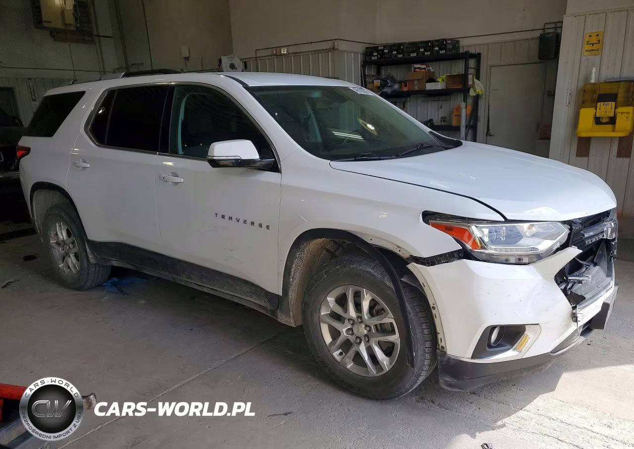 2018 Chevrolet Traverse Lt VIN:1GNERGKW7JJ266012 - 4