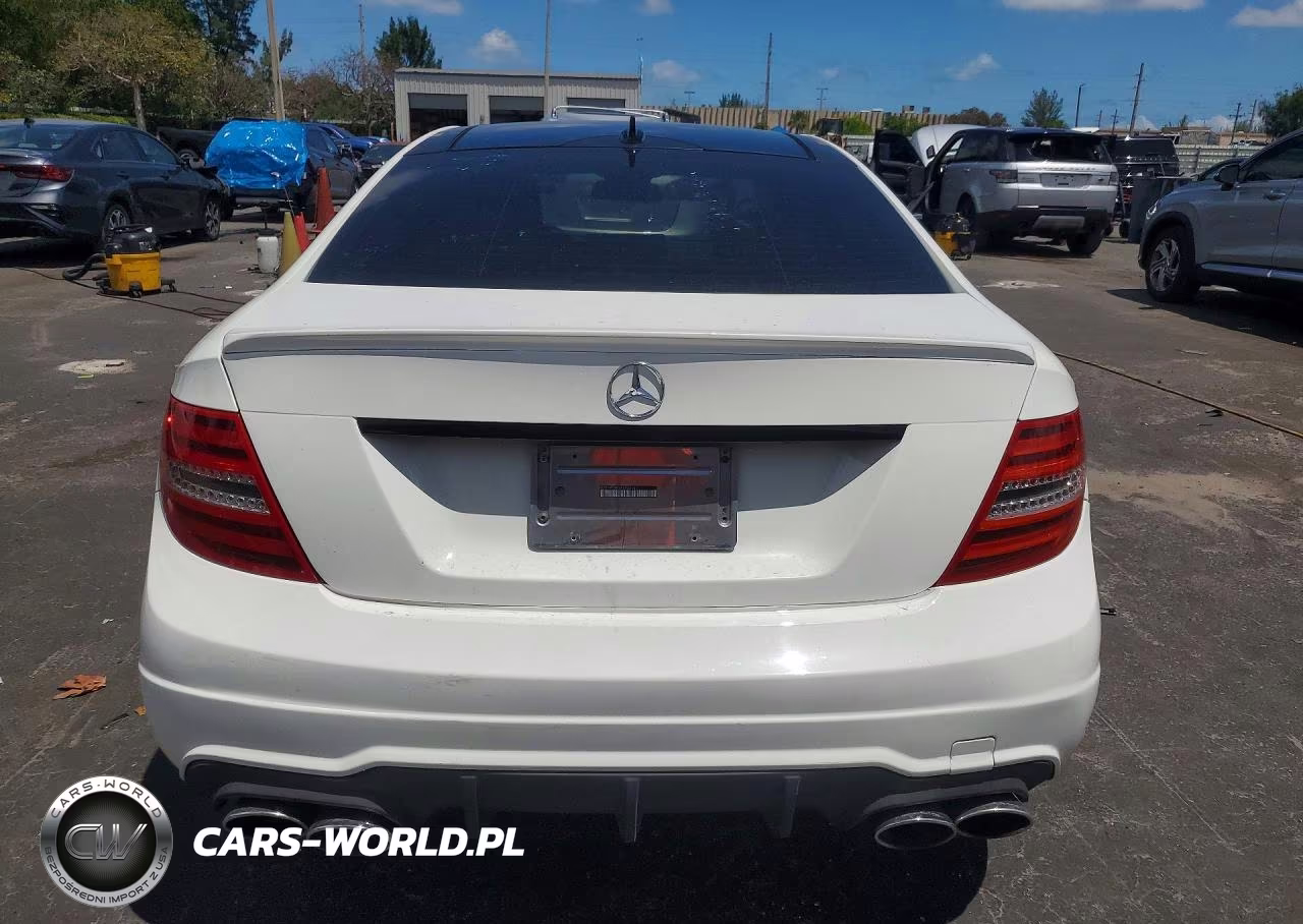 2014 Mercedes-Benz C 350 VIN:WDDGJ5HB1EG167681 - 6