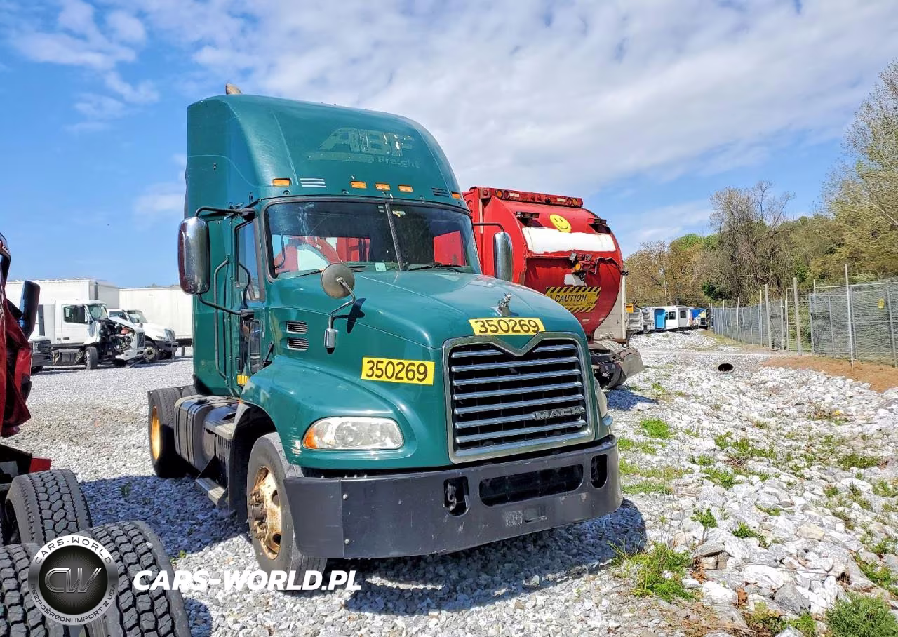 2016 Mack 600 Cxu600