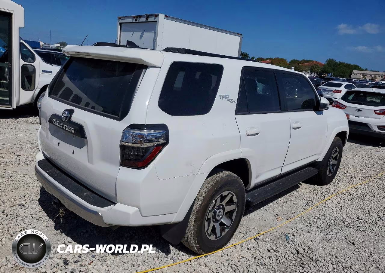 2024 Toyota 4Runner Trd Off-Road VIN:JTEPU5JR0R6275418 - 3