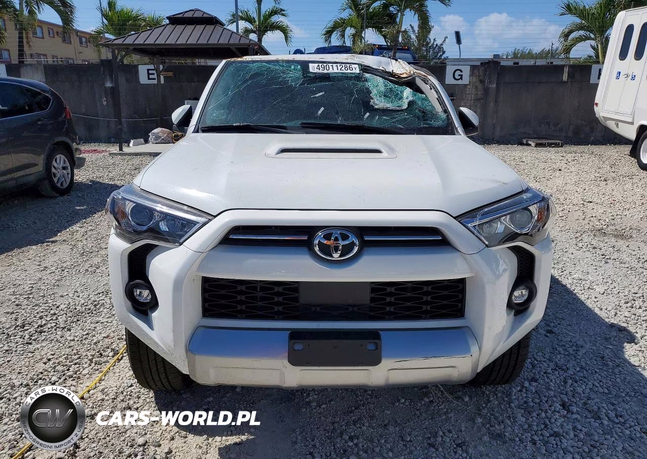 2024 Toyota 4Runner Trd Off-Road VIN:JTEPU5JR0R6275418 - 5