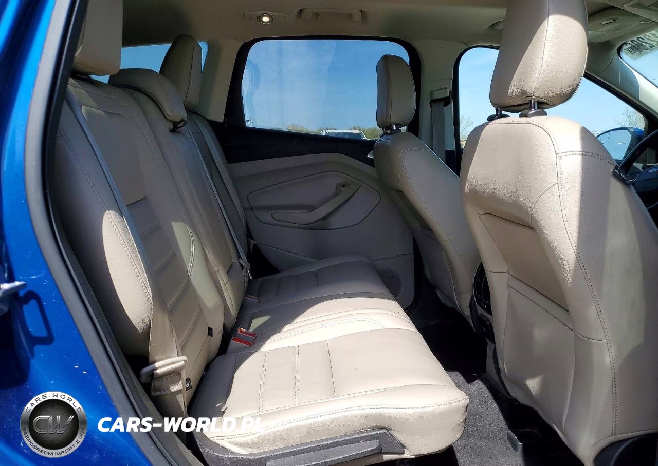 2018 Ford Escape VIN:1FMCU9J9XJUB87613 - 11