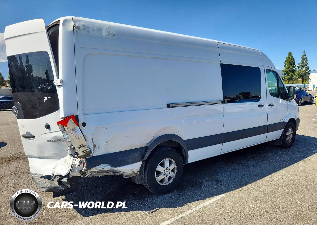 2014 Mercedes-Benz Sprinter 2500 VIN:WD4PE8CC9E5859124 - 3