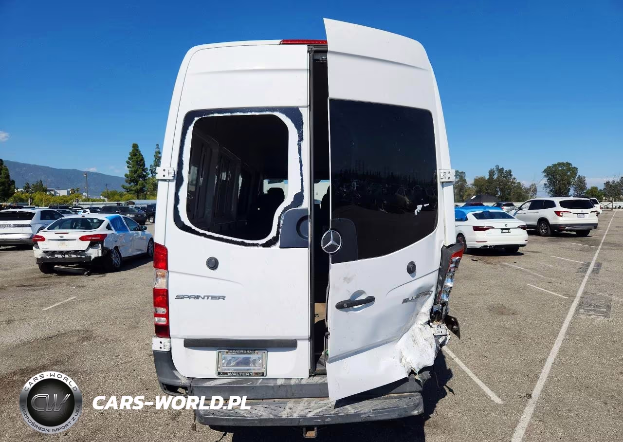 2014 Mercedes-Benz Sprinter 2500 VIN:WD4PE8CC9E5859124 - 6