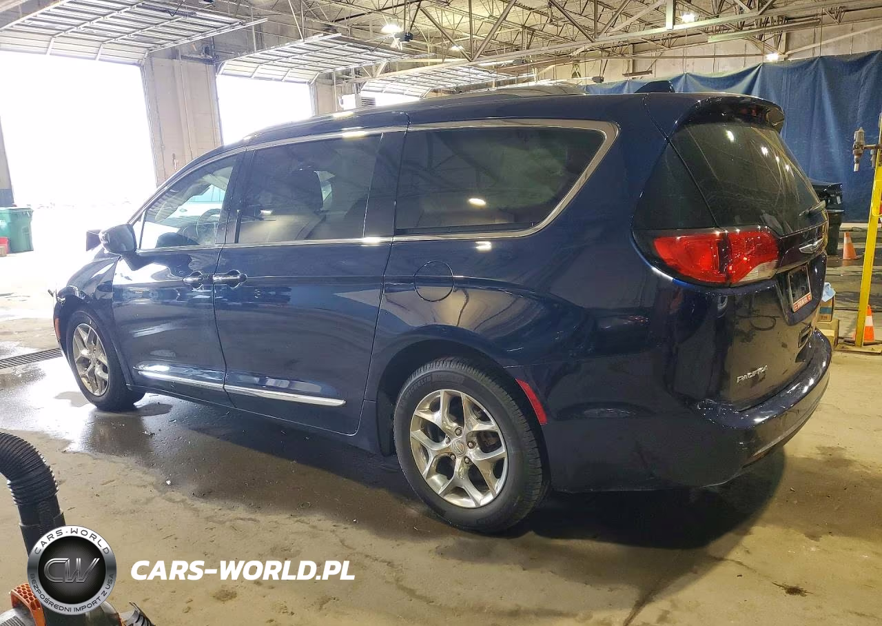 2019 Chrysler Pacifica Limited VIN:2C4RC1GG0KR679039 - 2