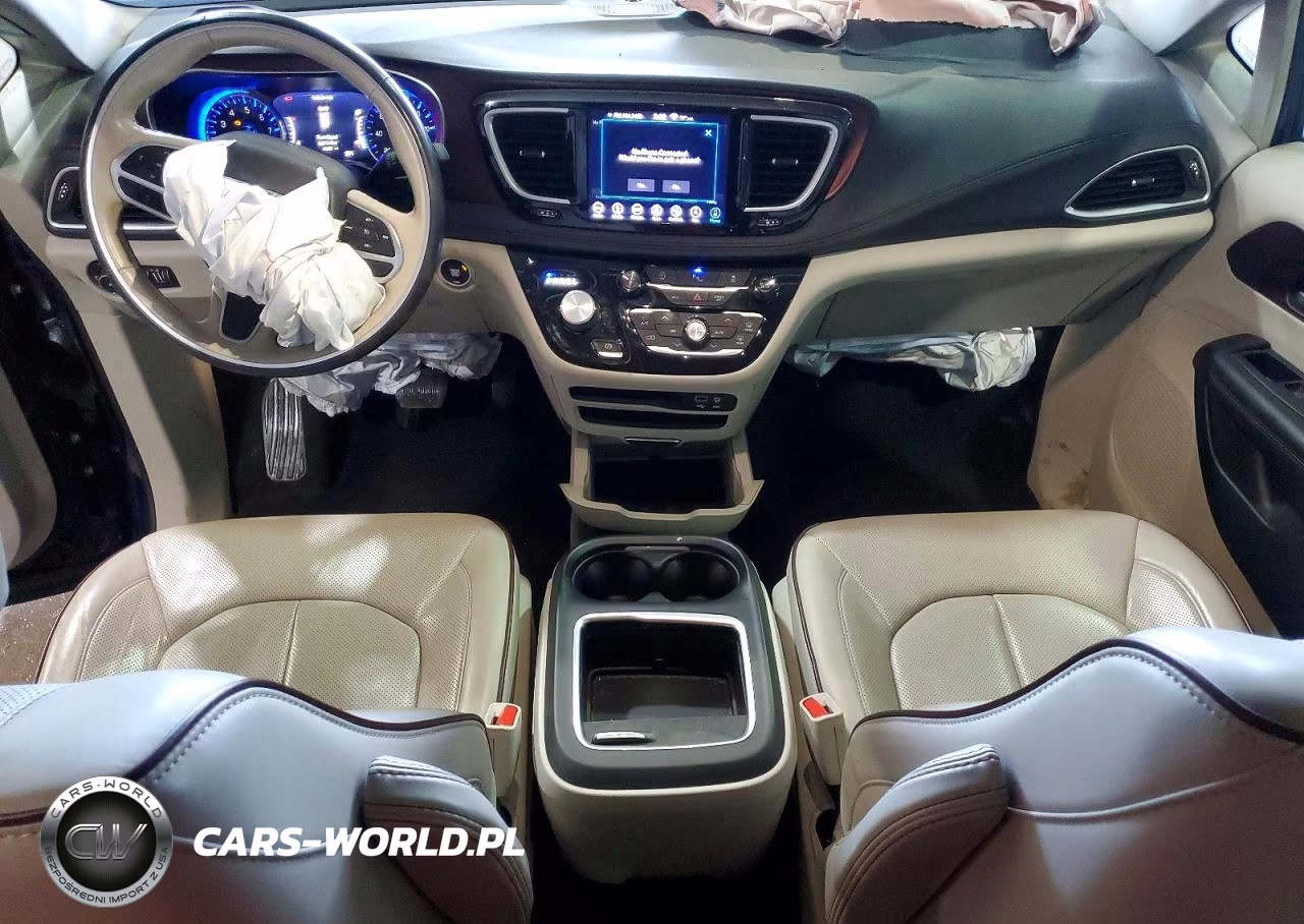 2019 Chrysler Pacifica Limited VIN:2C4RC1GG0KR679039 - 8