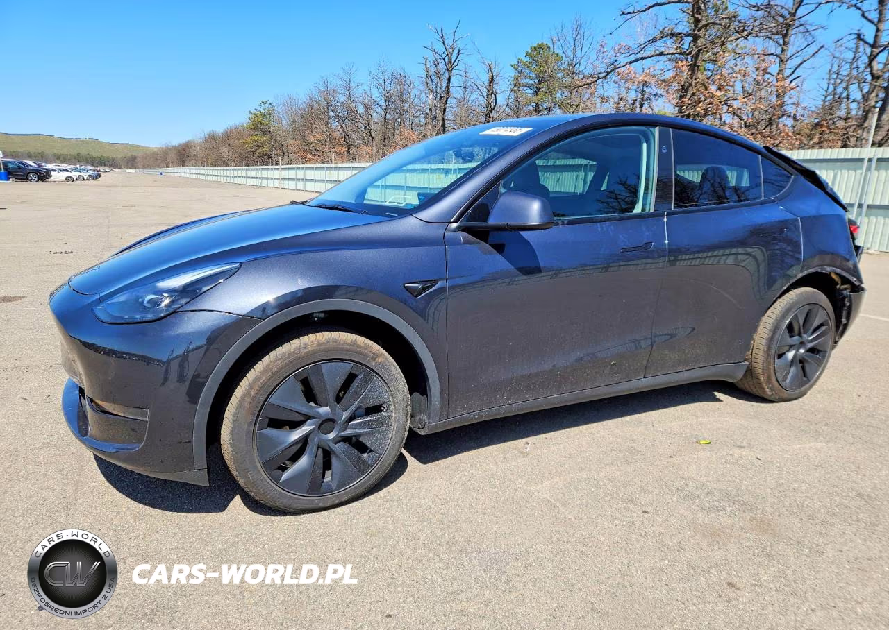 2024 Tesla Model Y – zdjęcie 1 z 12