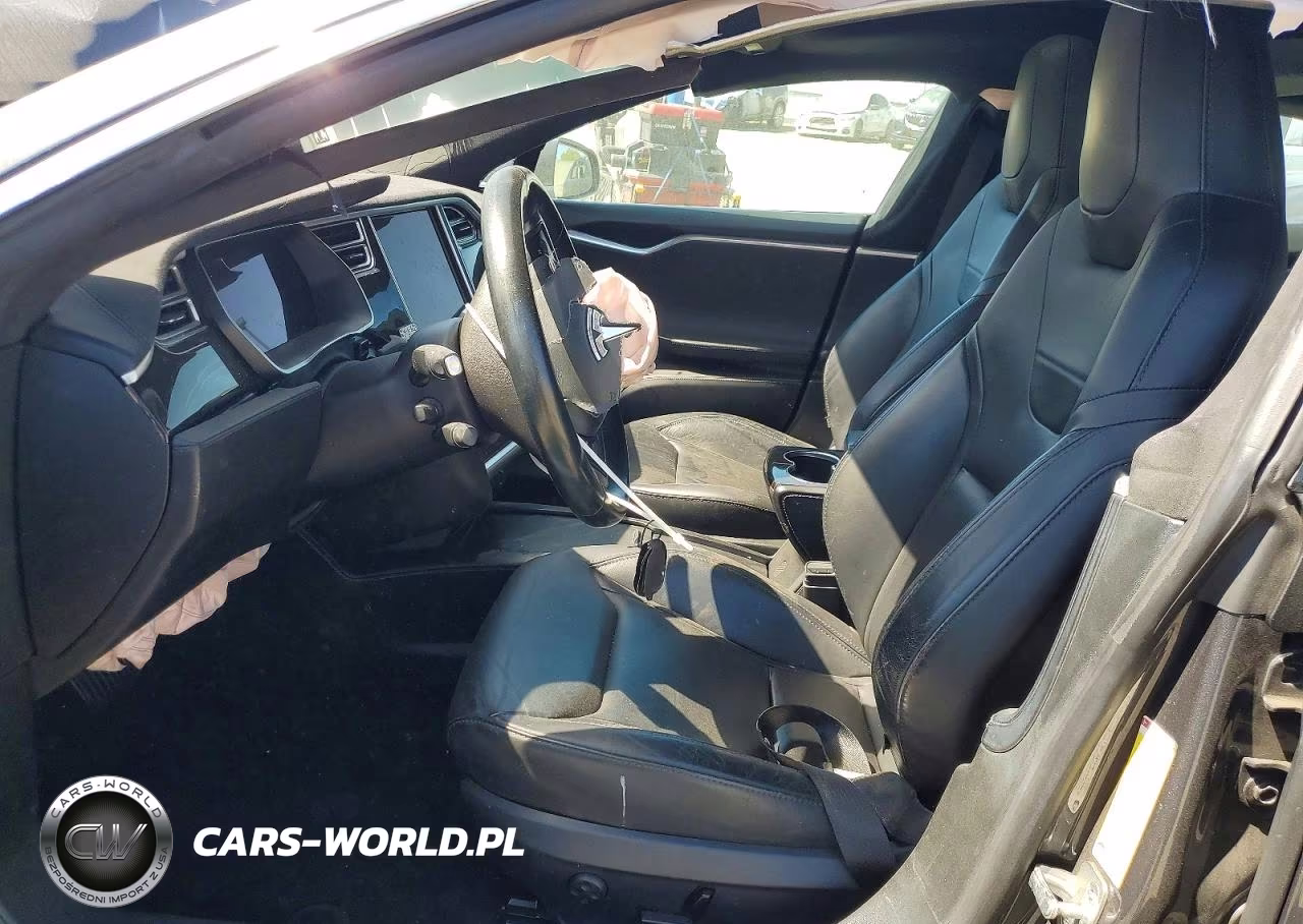 2016 Tesla Model S VIN:5YJSA1E21GF155819 - 7