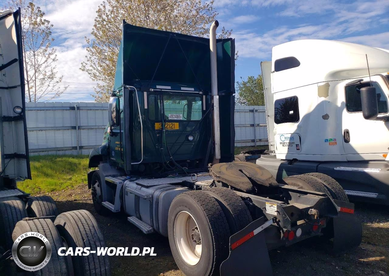 2018 Mack Cxu612 Semi Truck VIN:1M1AW01X5JM010452 - 3