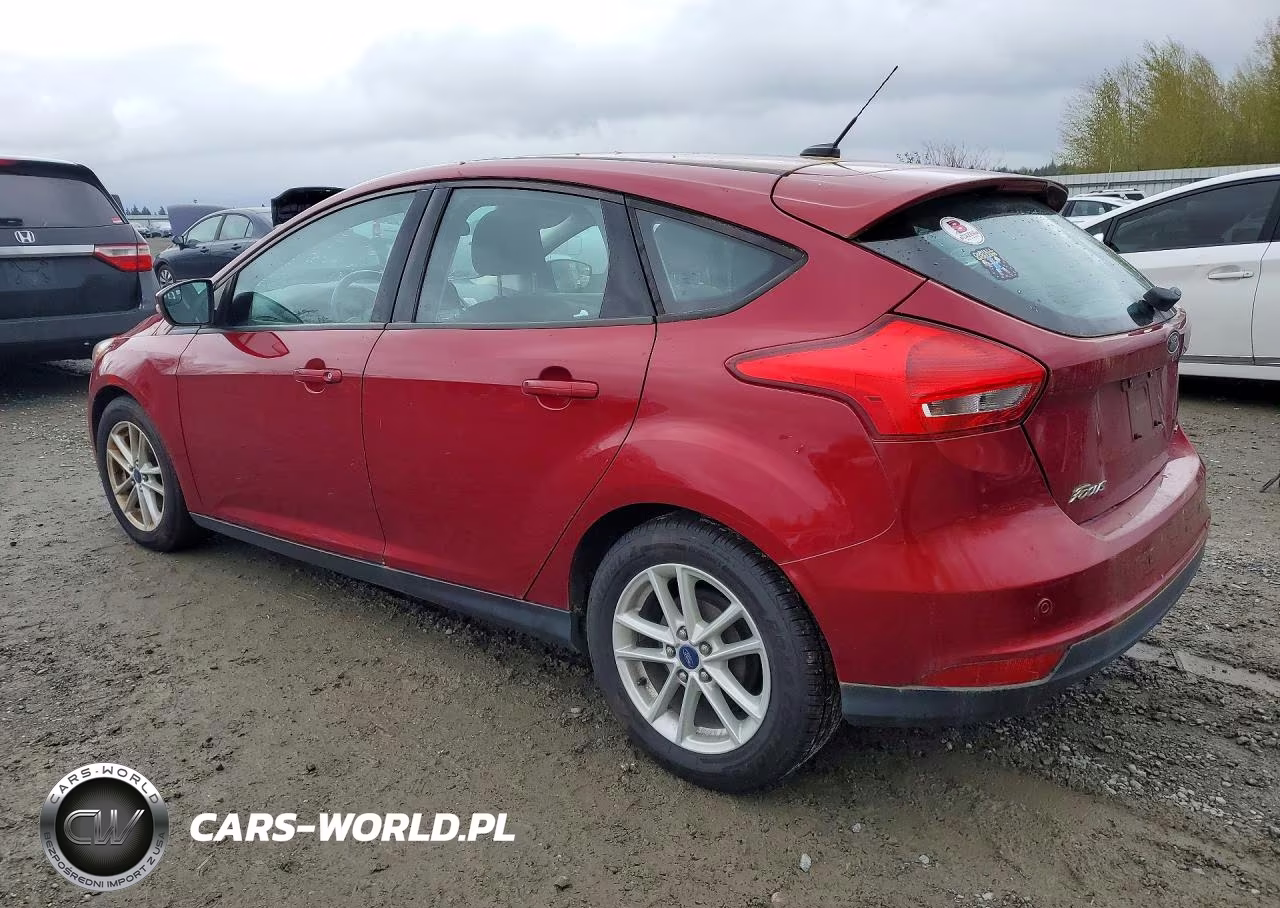 2015 Ford Focus Se VIN:1FADP3K26FL306842 - 2
