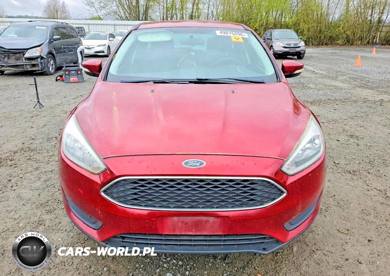 2015 Ford Focus Se VIN:1FADP3K26FL306842 - 5
