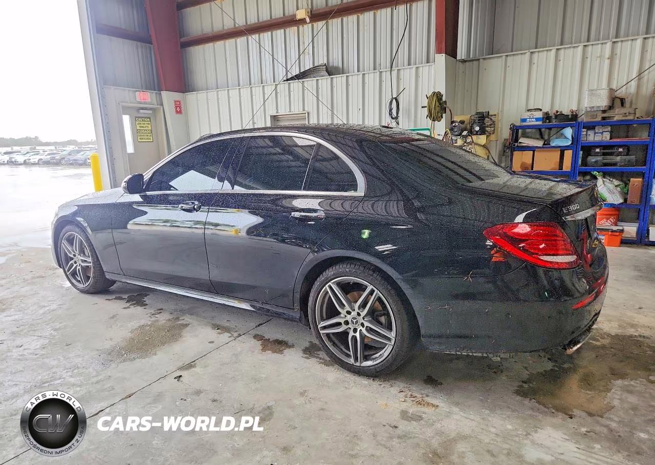 2019 Mercedes-Benz E 300 VIN:WDDZF4JB9KA682893 - 2
