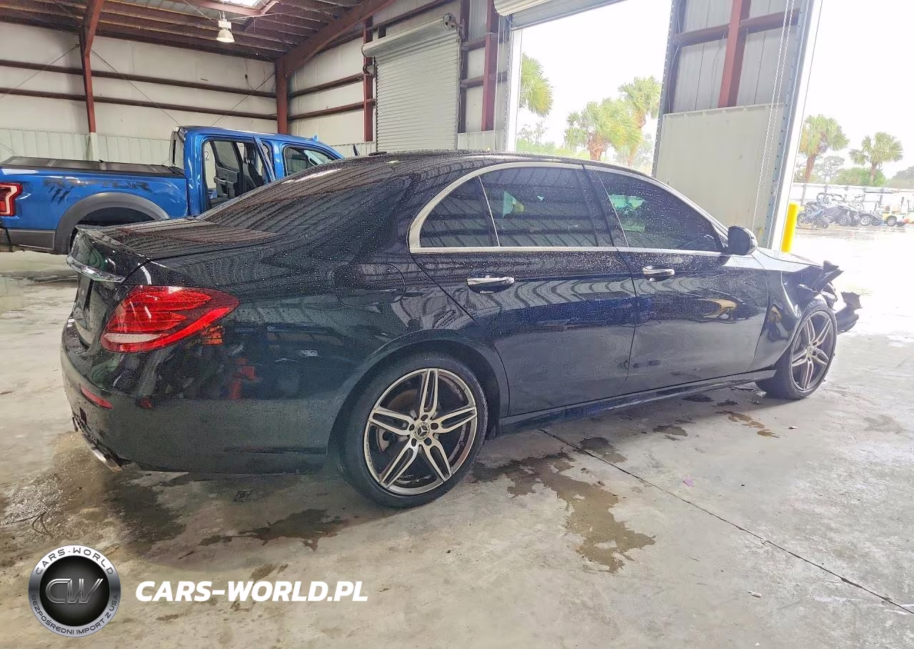 2019 Mercedes-Benz E 300 VIN:WDDZF4JB9KA682893 - 3