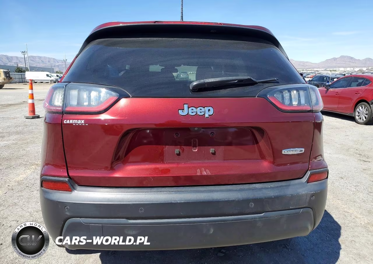 2019 Jeep Cherokee Latitude Plus VIN:1C4PJLLB7KD486196 - 6